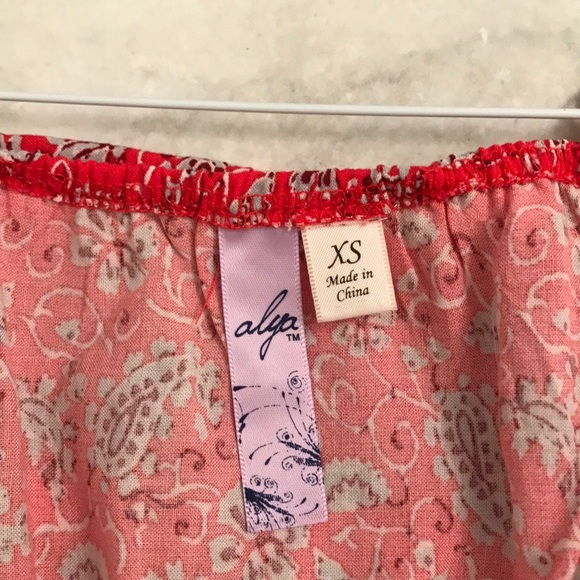 Red romper - Picture 3 of 3